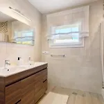 Vila Campo Mar - Golden House