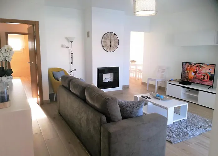 Campo Mar - Golden House * サン・マルティーニョ・ド・ポルト